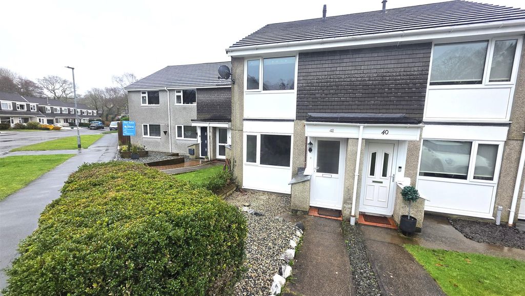 Property photo 1 of 14 Front.Jpg