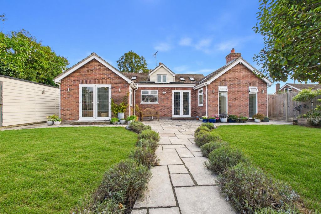 Property photo 1 of 50