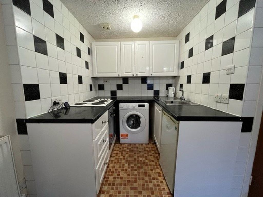 Property photo 3 of 5