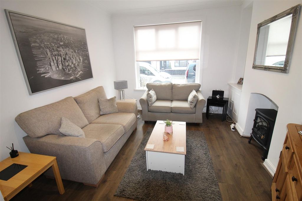 Property photo 3 of 10 Img_0809.Jpg