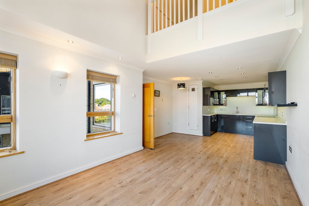 Property photo 3 of 27 12