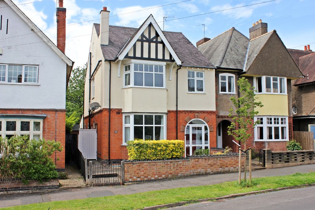 Property photo 1 of 45