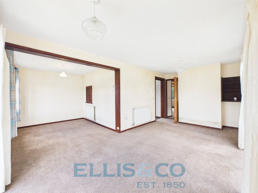 Property photo 3 of 13 Picture No. 61