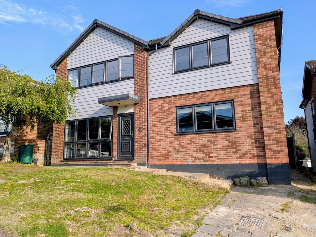 Property photo 2 of 28 4201185