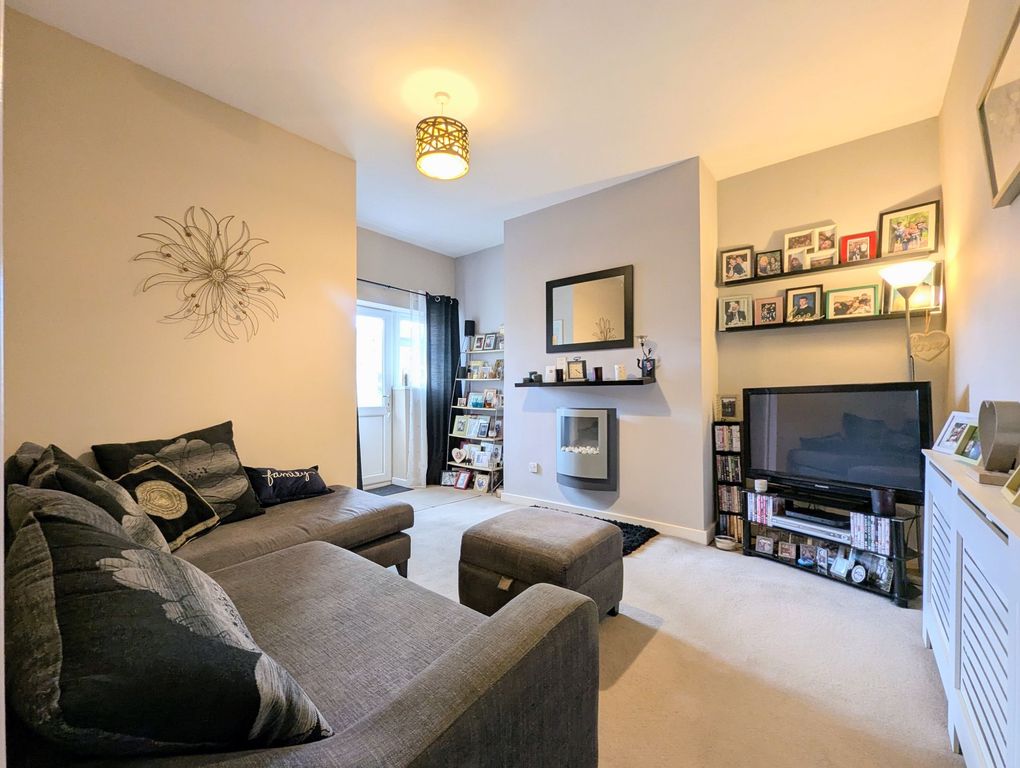 Property photo 2 of 14