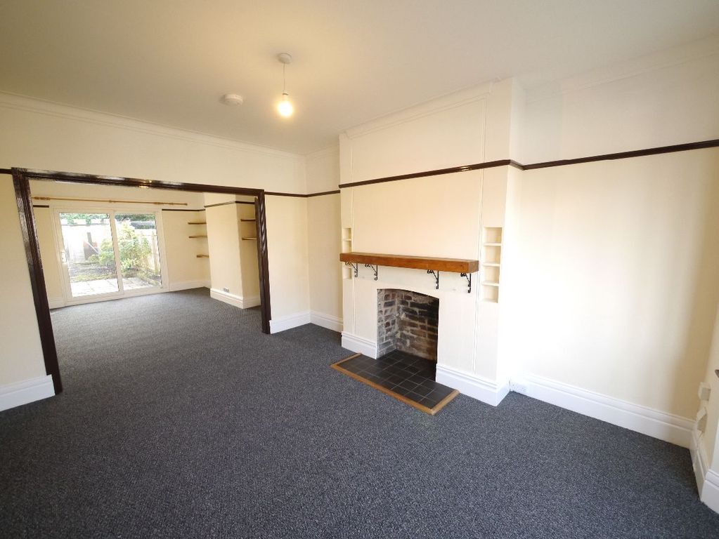 Property photo 2 of 29