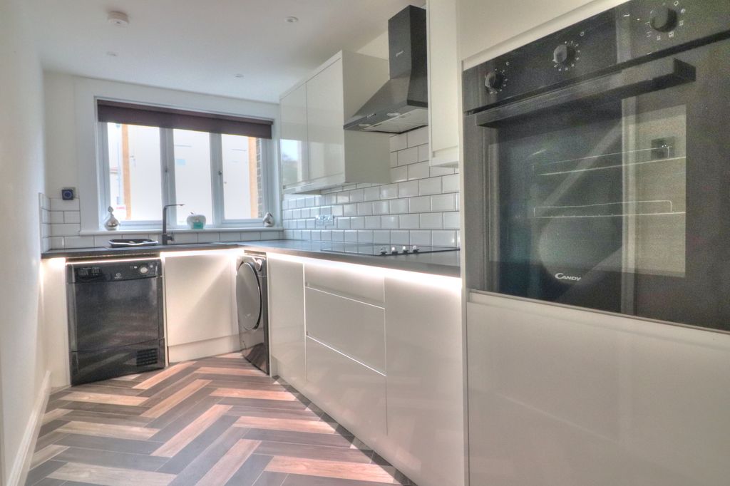 Property photo 3 of 18 Img_5434_5_6