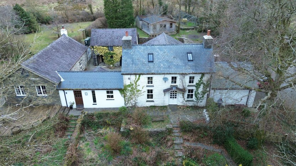 Property photo 1 of 38