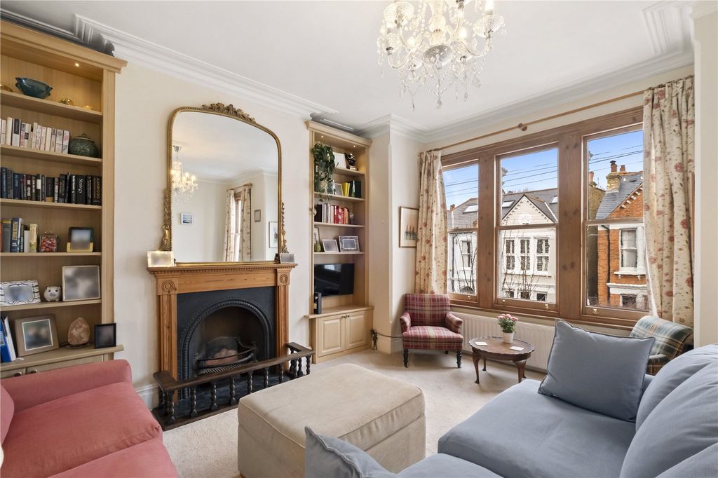 Property photo 3 of 12 Reception