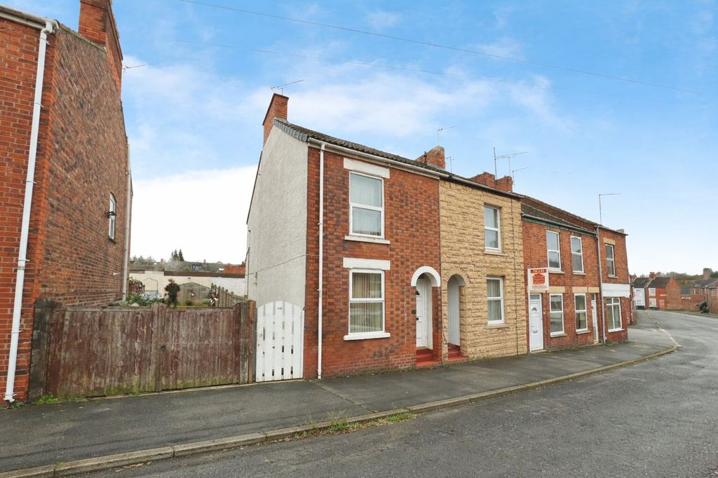 Property photo 1 of 11