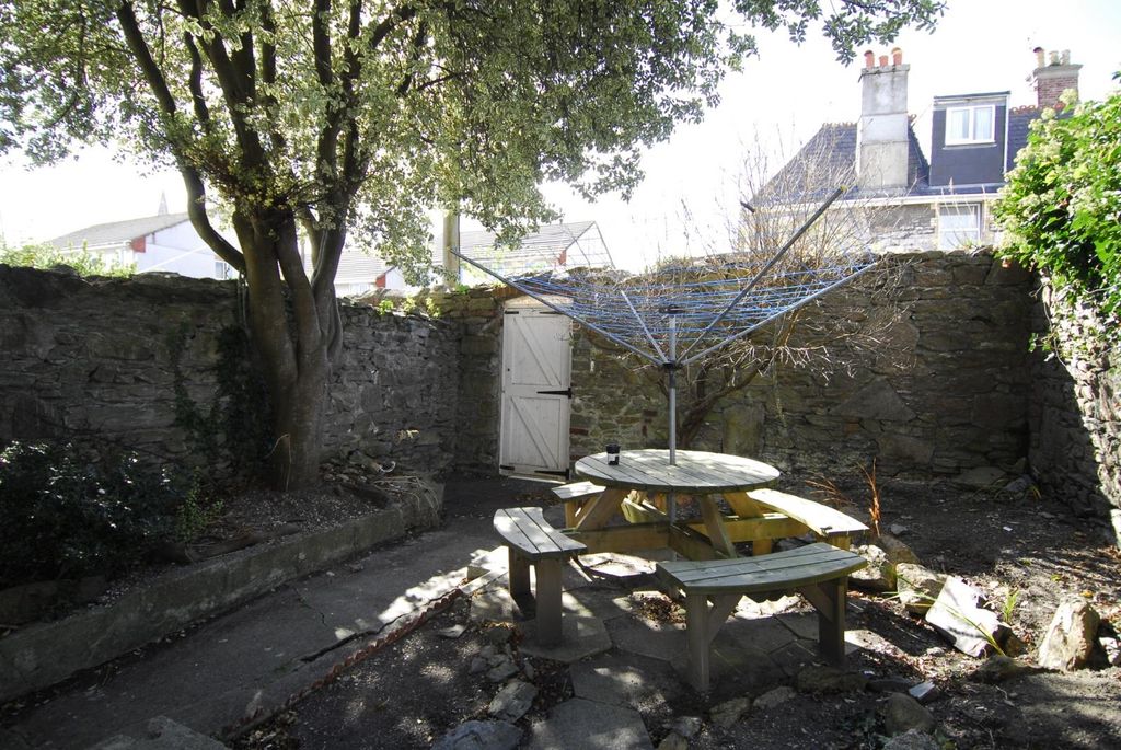 Property photo 3 of 10 55F15Dea-E05B-473F-A88A-5E56390Cbee7.Jpg