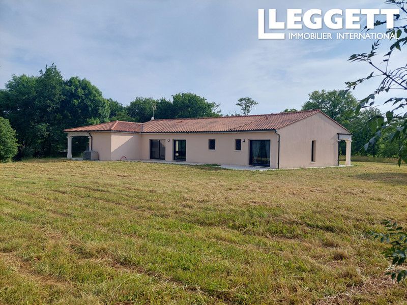 Property photo 2 of 10
