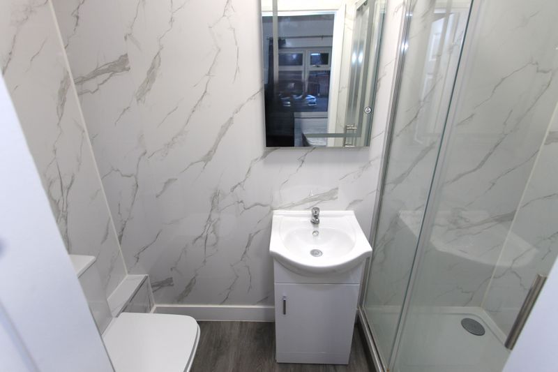 Property photo 3 of 8 Photo 16