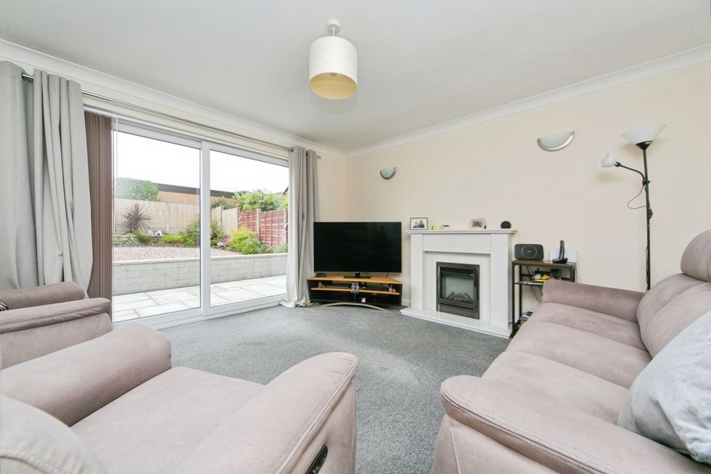 Property photo 2 of 19 Pbox-Img.Jpg