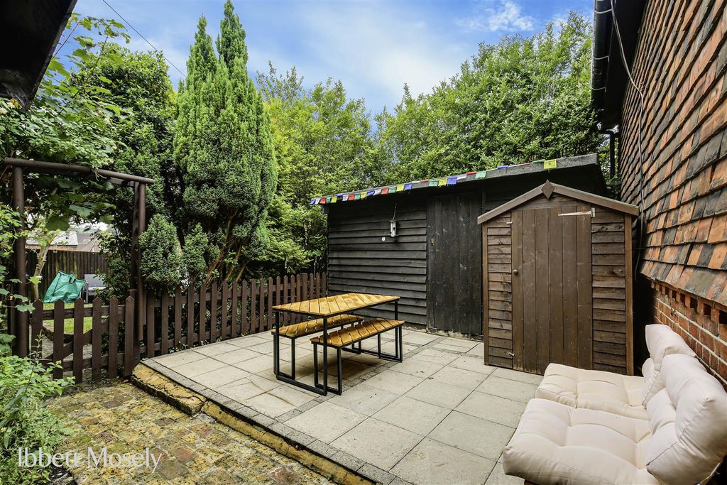 Property photo 2 of 9 12.Jpg