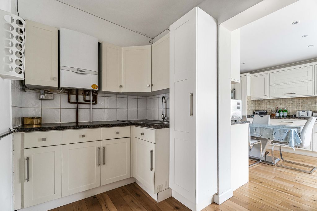 Additional image 20 of 4 bed detached house for saleRidgemount Gardens, Enfield EN2