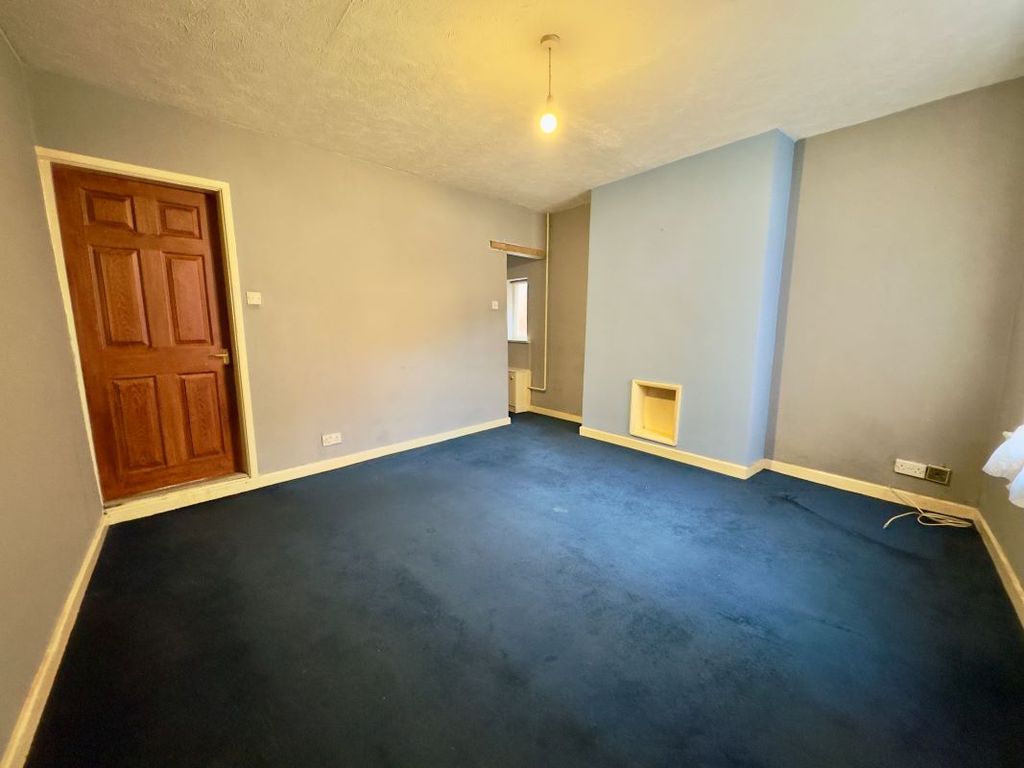Property photo 2 of 10 Image 2
