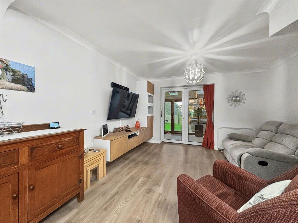 Property photo 3 of 25 Picture No. 24