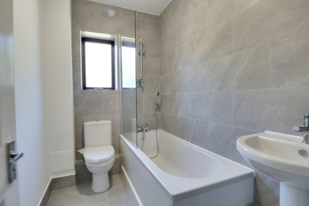 Property photo 2 of 12 4289542