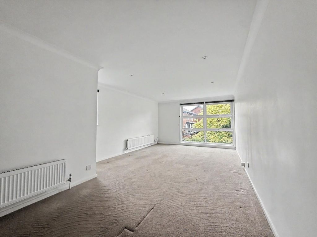 Property photo 3 of 8 Img_1899.Jpg