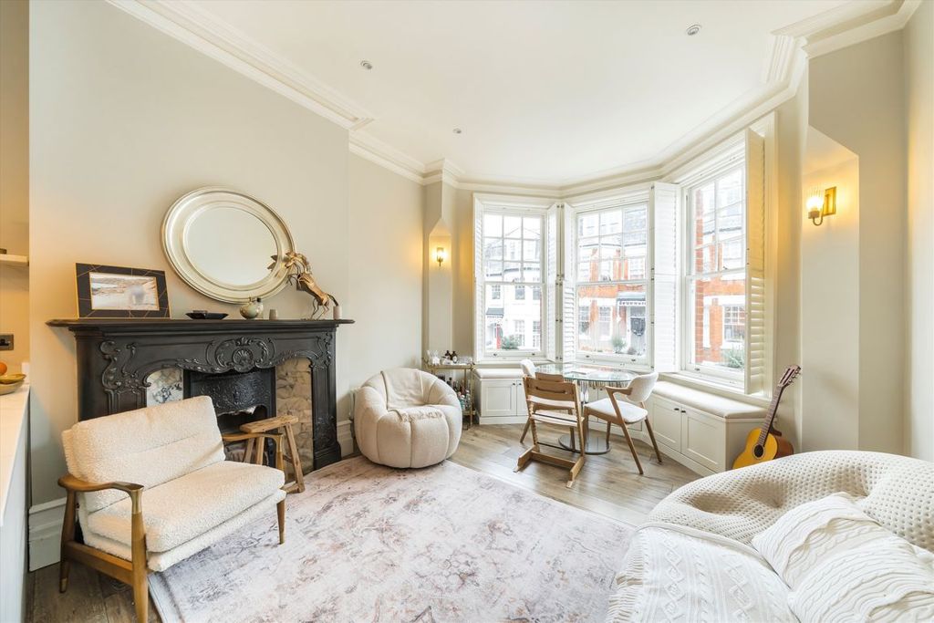 Property photo 2 of 5