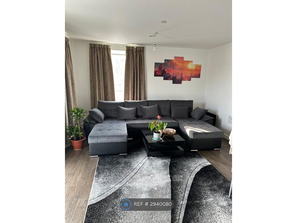 Property photo 1 of 33