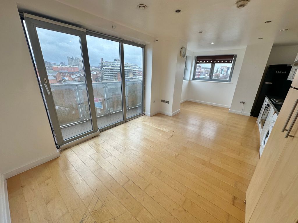 Property photo 2 of 9