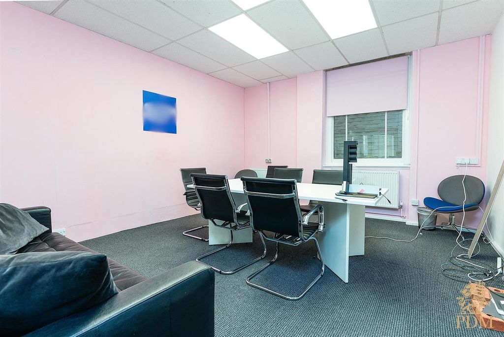 Property photo 3 of 15 Unit 3 Karlsruhe House 18 Queens Bridge Rd The Mea