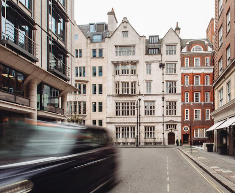 Property photo 1 of 9 Photo 0