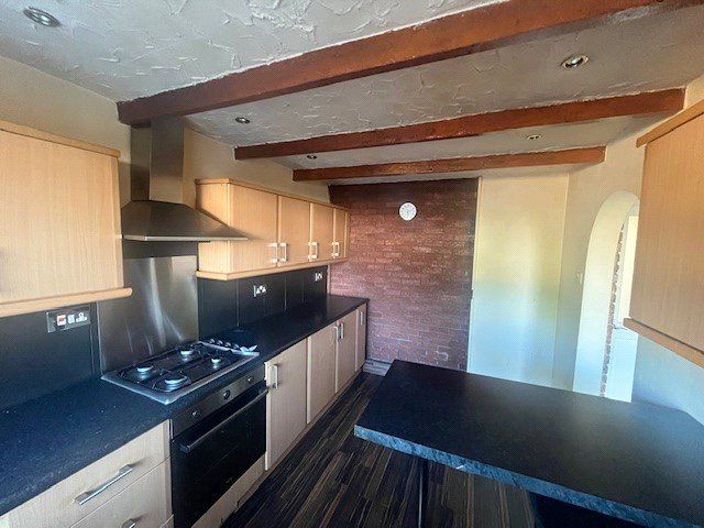 Property photo 2 of 9 Picture No. 32
