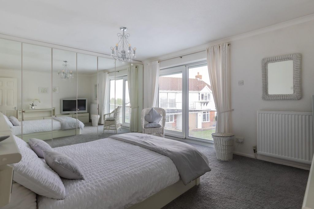 Additional image 4 of 4 bed detached house for saleWhitcliffe Drive, Penarth CF64