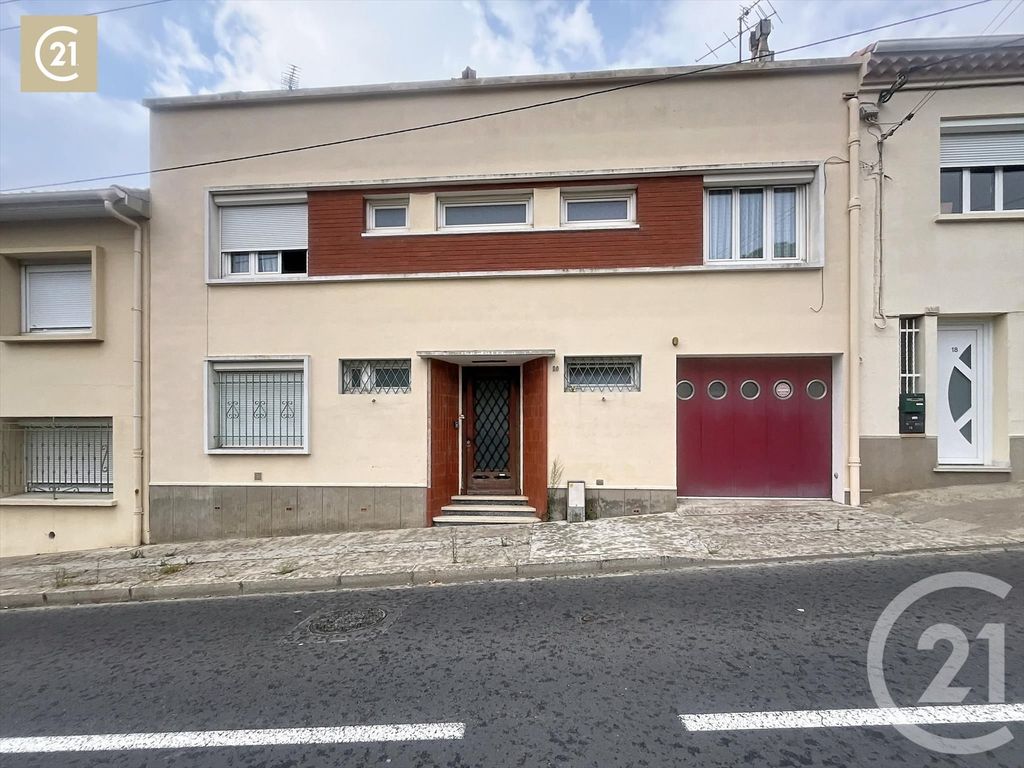 Property photo 1 of 12 Beziers: Lycée Mermoz / Albertini District - Near Arènes