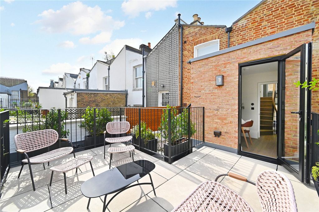 Property photo 1 of 13 Second Floor Terrace