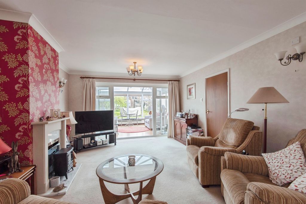 Property photo 3 of 15