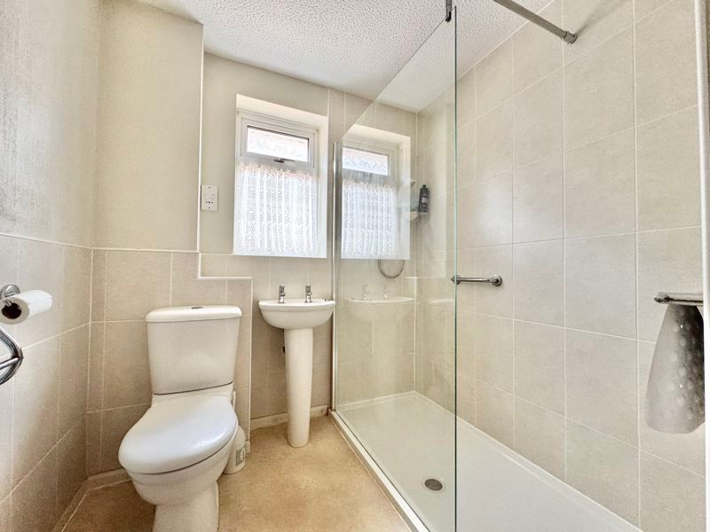Property photo 3 of 19 Photo 12