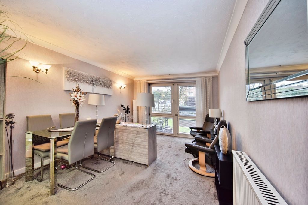 Property photo 2 of 20 Pbox-Img.Jpg