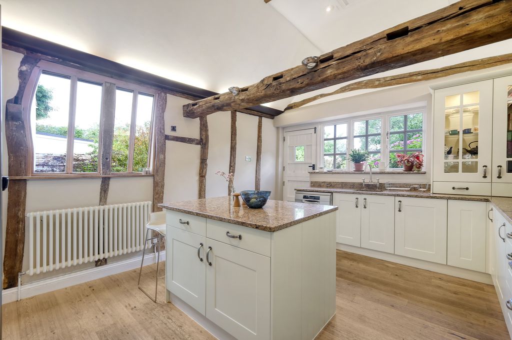 Property photo 3 of 45 Picture No. 16