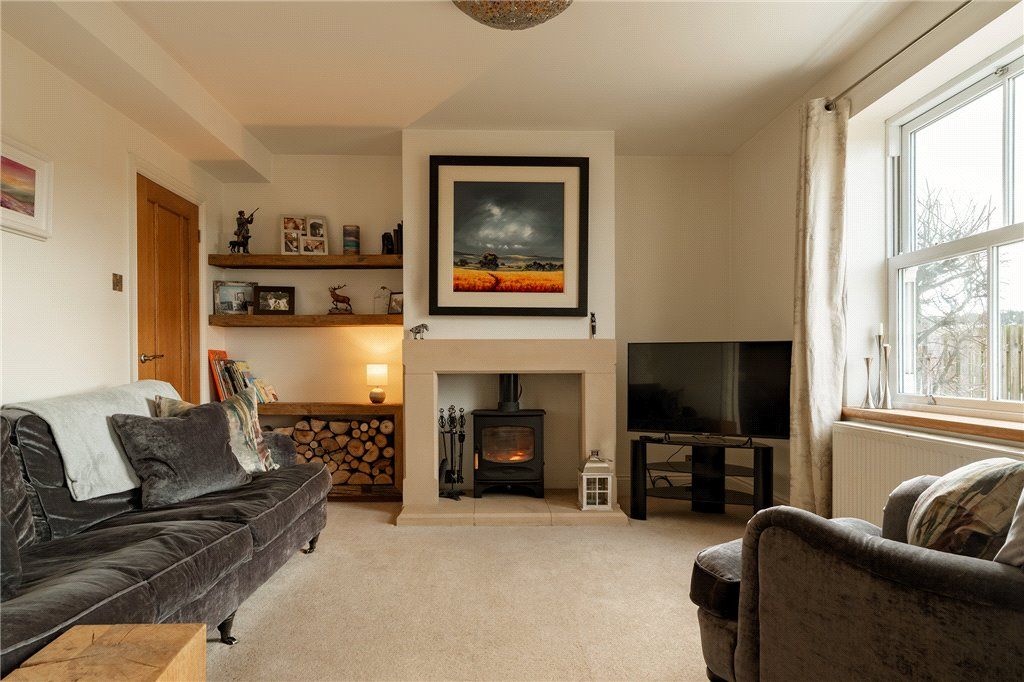 Property photo 3 of 24 Sitting Room