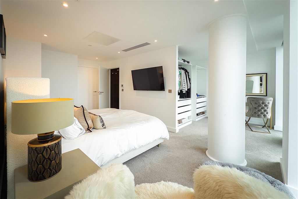 Additional image 16 of 3 bed flat to rentElizabeth Tower M15