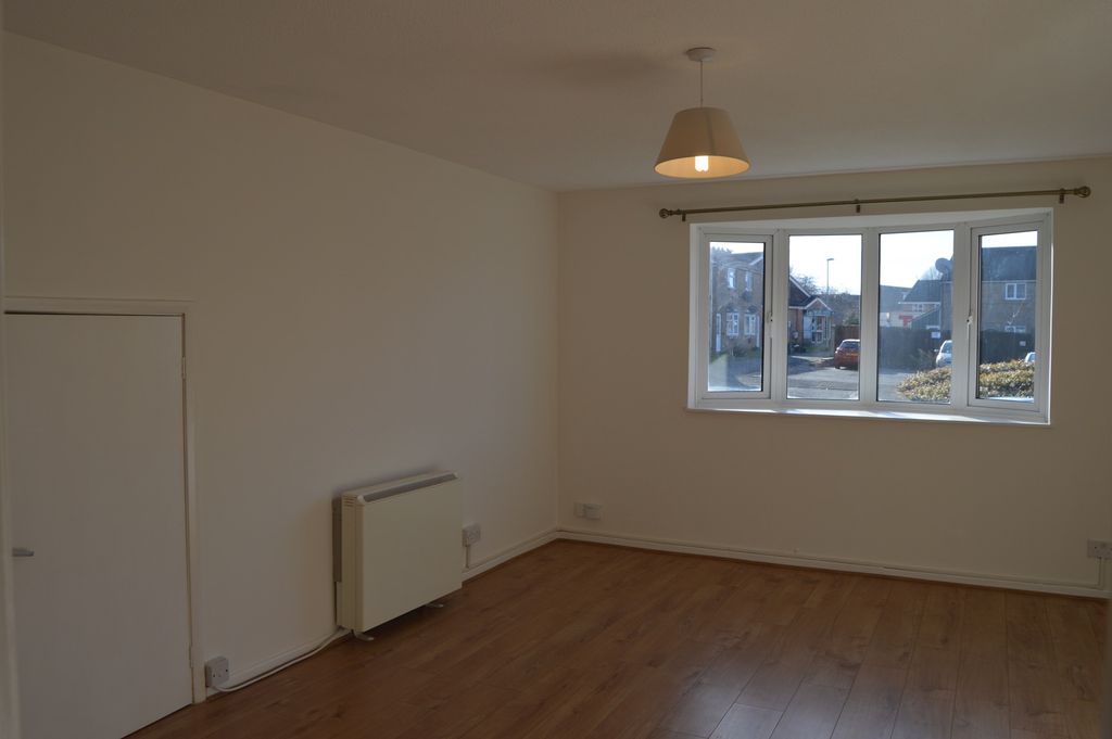 Property photo 3 of 8