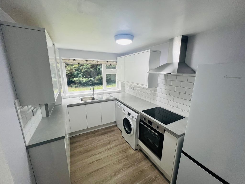Property photo 1 of 15 Kitchen
