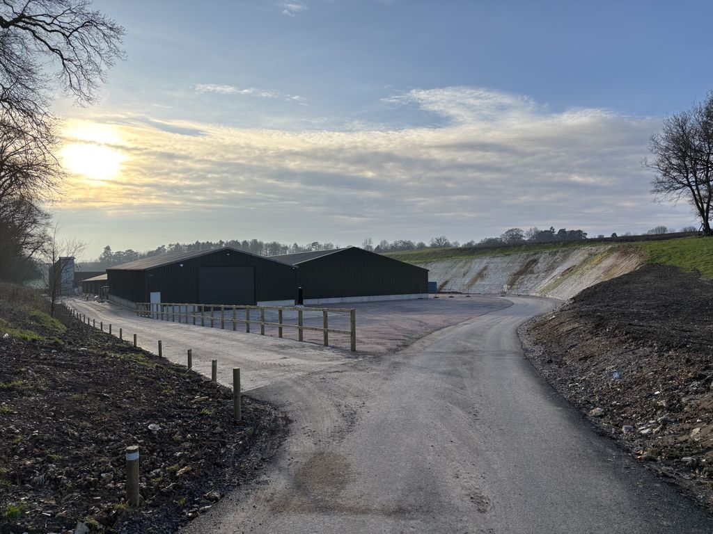 Property photo 2 of 5