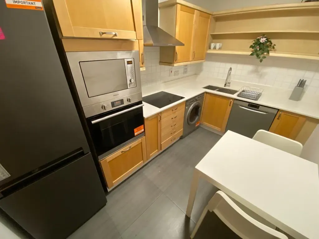 Property photo 3 of 5