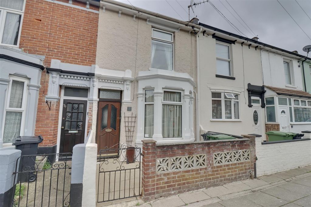 Property photo 1 of 13 8Baa8Eca-C3F0-4709-Aefe-5F7D61524C7A_1_201_A.Jpeg