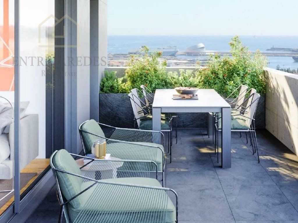 Property photo 1 of 20 3 Bedroom Flat For Sale In Leça Da Palmeira - Porto | Gated Community | Penthouse