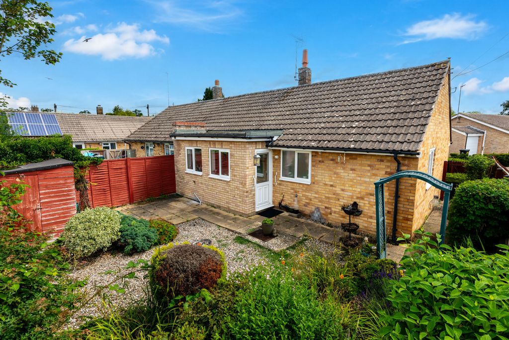 Property photo 2 of 14 A7
