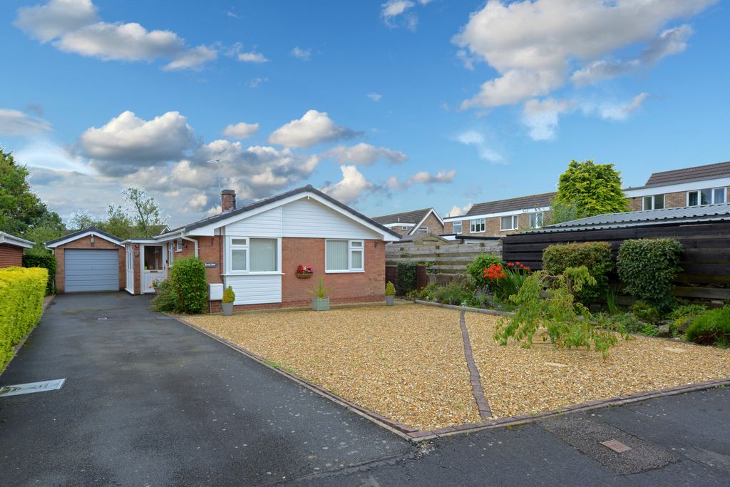 Property photo 1 of 16