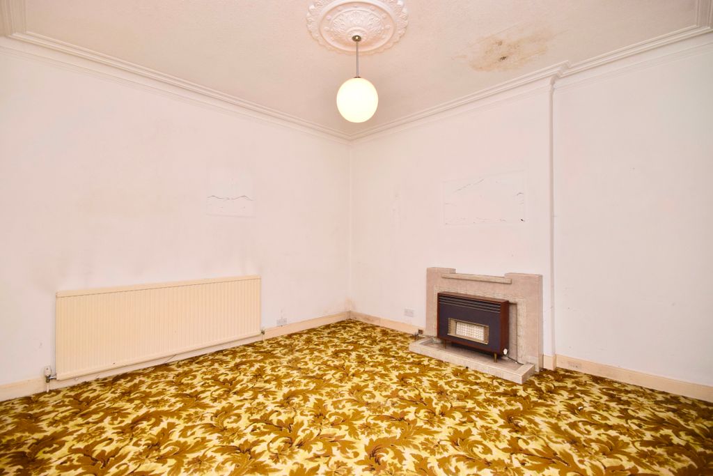 Property photo 3 of 26