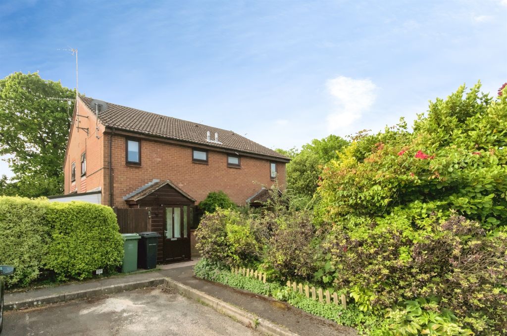 Property photo 1 of 17