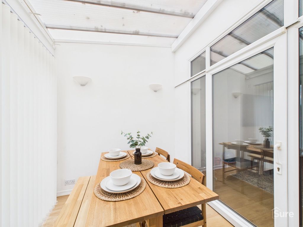 Property photo 3 of 12 Conservatory/Dining Room